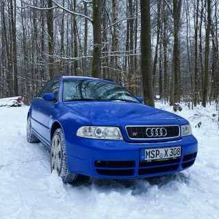 Winter ist quattro Zeit ☝️😎

#quattro #audis4 #nogaro #winter #biturbo 
@tuning_by_gmg