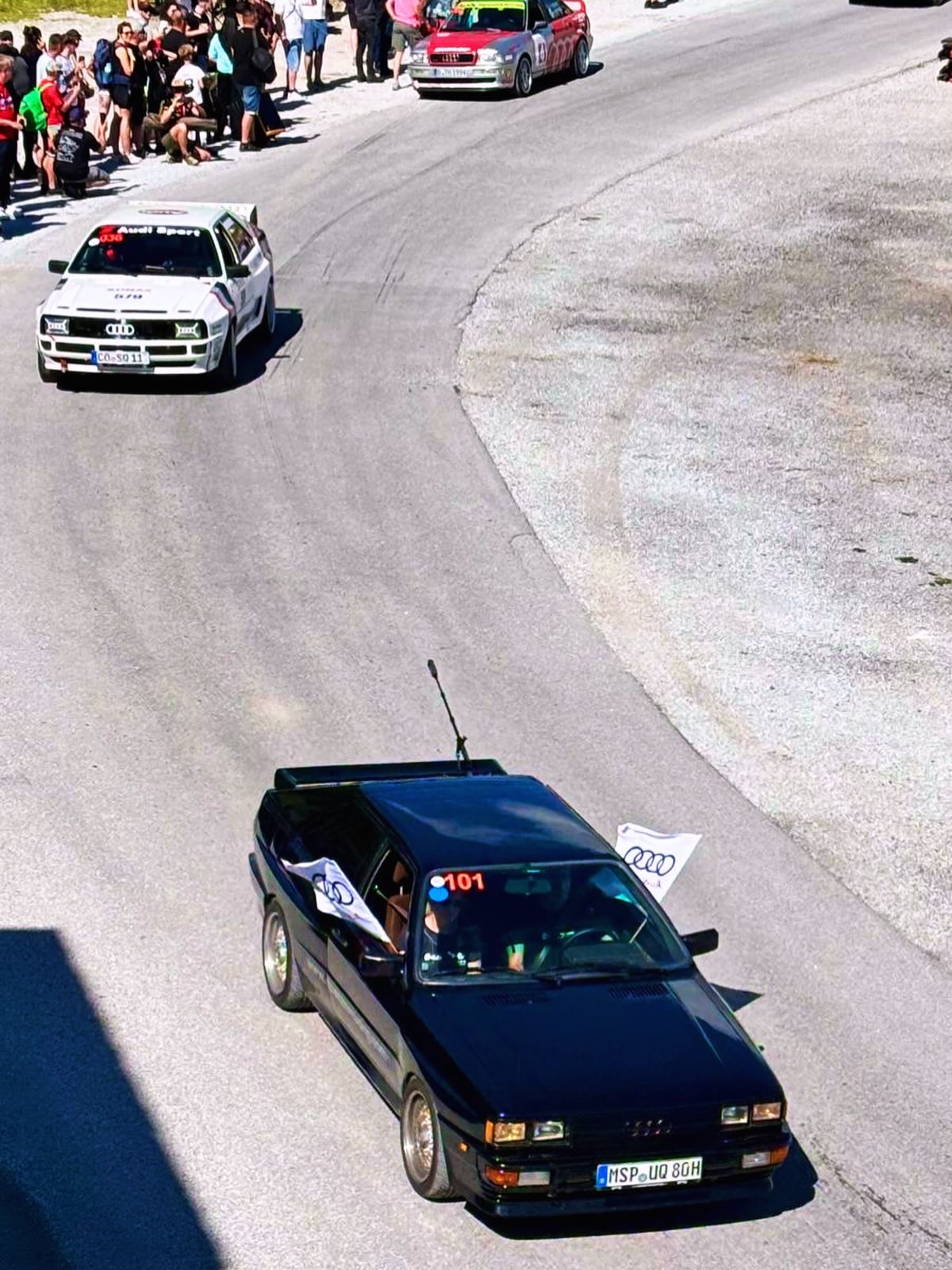 Hoch mit den Fahnen 🥳

#tauplitzalm #urquattro #quattro #quattro